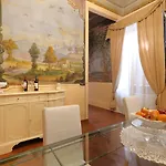 Bed & Breakfast Dimora Bandinelli 4*