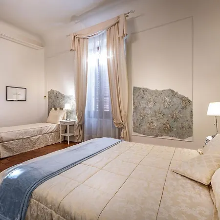 Dimora Bandinelli 4* Florence
